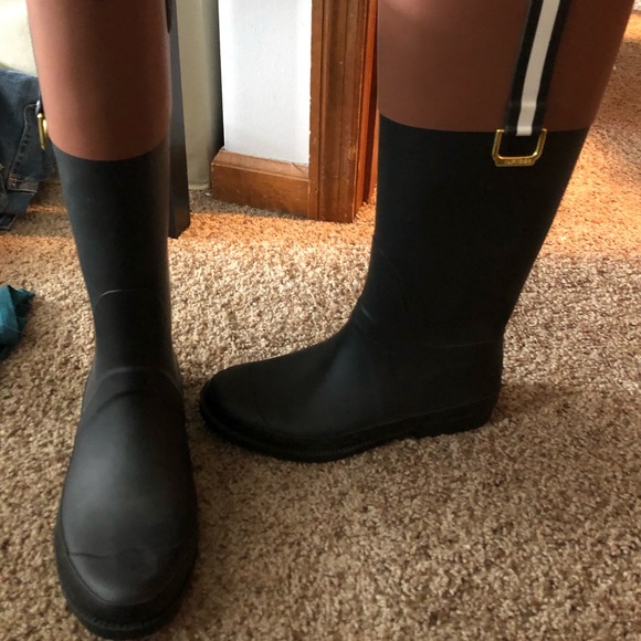 Tommy Hilfiger Shoes - NEW Tommy Hilfiger rain boots